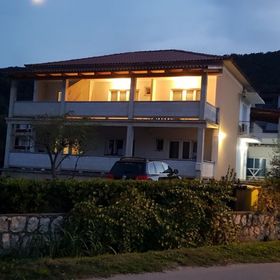 Apartments R&E Supetarska Draga