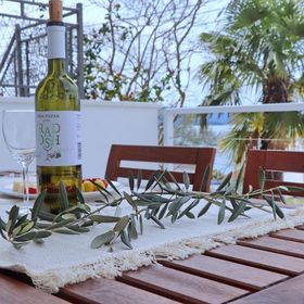 House Rosemary Komarna