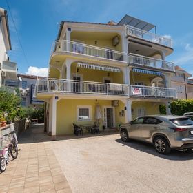 Apartments Lemon Vodice