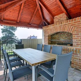 House Robert Medulin