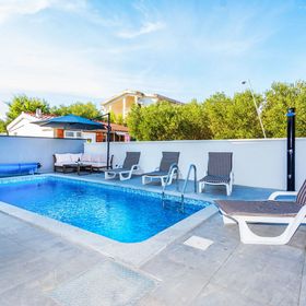 Apartment Spanic 2 Vir