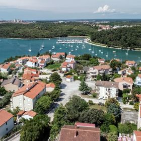 House Tiny house Banjole