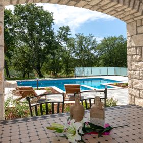 Villa Irena Funtana s bazenom