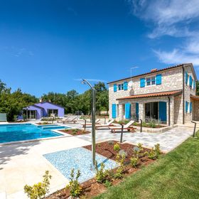 Villa Irena Funtana s bazenom