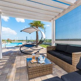 Villa Providenca Heated Pool Debeljak