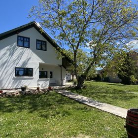 Fülöpintyó Vendégház Révfülöp