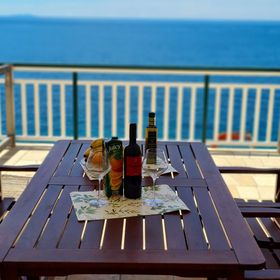 Apartments Ana i Ante Punta Milna