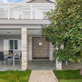 Apartments Kosic Vir II