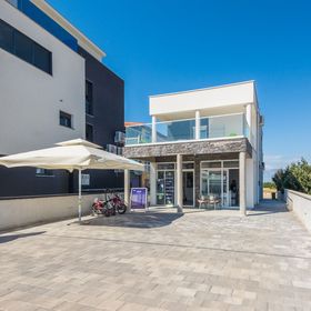 Apartments Krpan Vir II