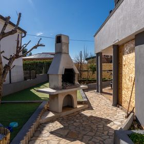 Apartment Floreani Vir II