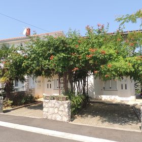 Apartments Dragica Malinska