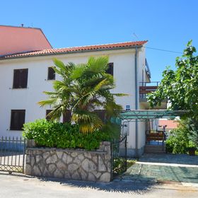 Apartments Vera Malinska