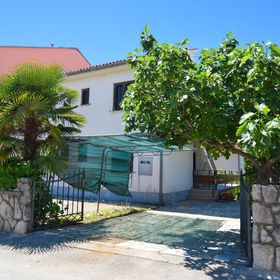 Apartments Vera Malinska