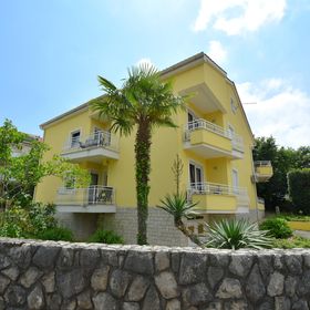 Apartments Olgica Malinska