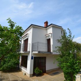 Apartment Mirjana Malinska