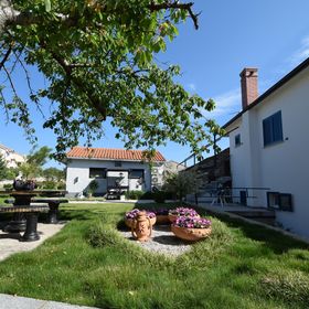 Apartments Silvijo Malinska