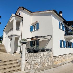 Apartments Silvijo Malinska