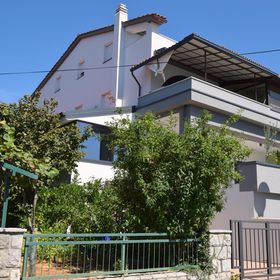 Apartments Sunset Njivice II