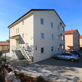 Apartments Rogic- Klimno