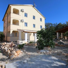 Apartments Rogic- Klimno