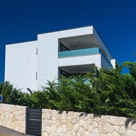 Apartments Niko Malinska II