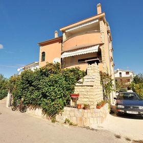 Apartments Roje Rogoznica