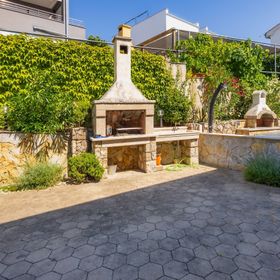 Apartment Roberto Njivice II