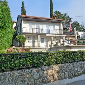 Apartment Ivana Njivice