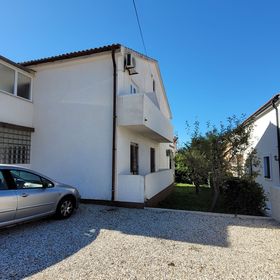 Apartments Adriana Omisalj II