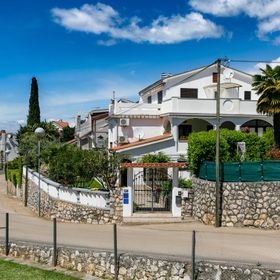 Apartment Sanja Malinska