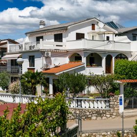 Apartment Sanja Malinska