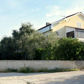 Apartments Angie Njivice