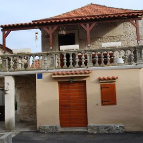 House Moskva Sukosan