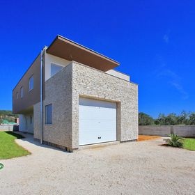 Apartments Šime Zadar
