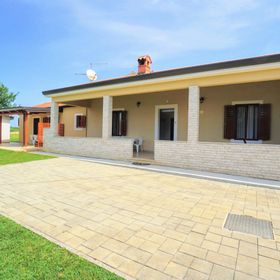 Apartments MIMA Zambratija