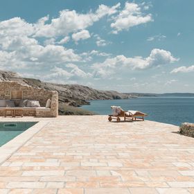 House Sika Miskovici