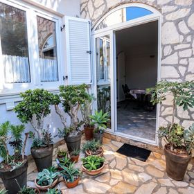 Apartment Vlado Zambratija