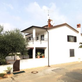 Apartments Noel Zambratija