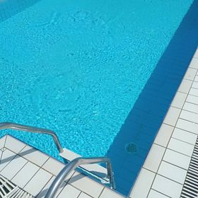 Apartments LEO with pool Umag