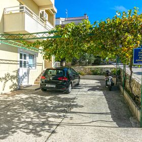 Apartmanok A Tenger Mellett Tucepi, Makarska - 19857 Tučepi