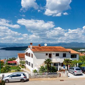 Apartmanok Parkolóhellyel Njivice, Krk - 20505 Njivice