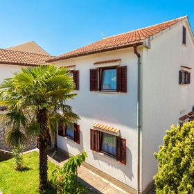 Apartmanok Parkolóhellyel Njivice, Krk - 20548 Njivice