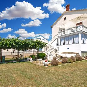 Apartmanok Parkolóhellyel Fazana - 20637 Fažana