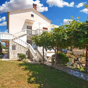 Apartmanok Parkolóhellyel Fazana - 20637 Fažana