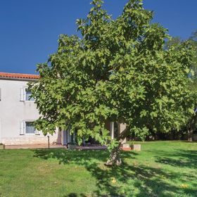 Apartmanok Parkolóhellyel Medulin - 20735