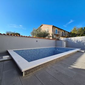 Ház Családok Részére Medencével Peroj, Fazana - 20754 Peroj