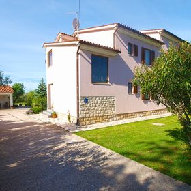 Ház Családok Részére Medencével Valbandon, Fazana - 20772 Valbandon