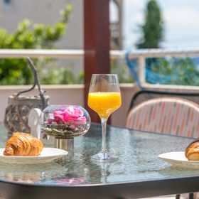 Apartmanok Parkolóhellyel Kastel Stafilic, Kastela - 20843 Kaštel Štafilić