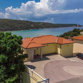 Apartmanok Parkolóhellyel Kampor, Rab - 20925 Kampor