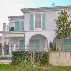 Apartmanok Parkolóhellyel Basanija, Umag - 21069 Bašanija